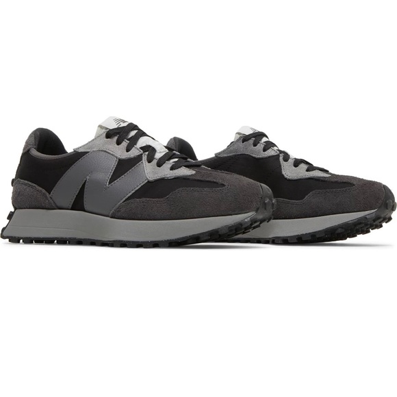 New Balance Other - Men’s New Balance 327 Grey Day
